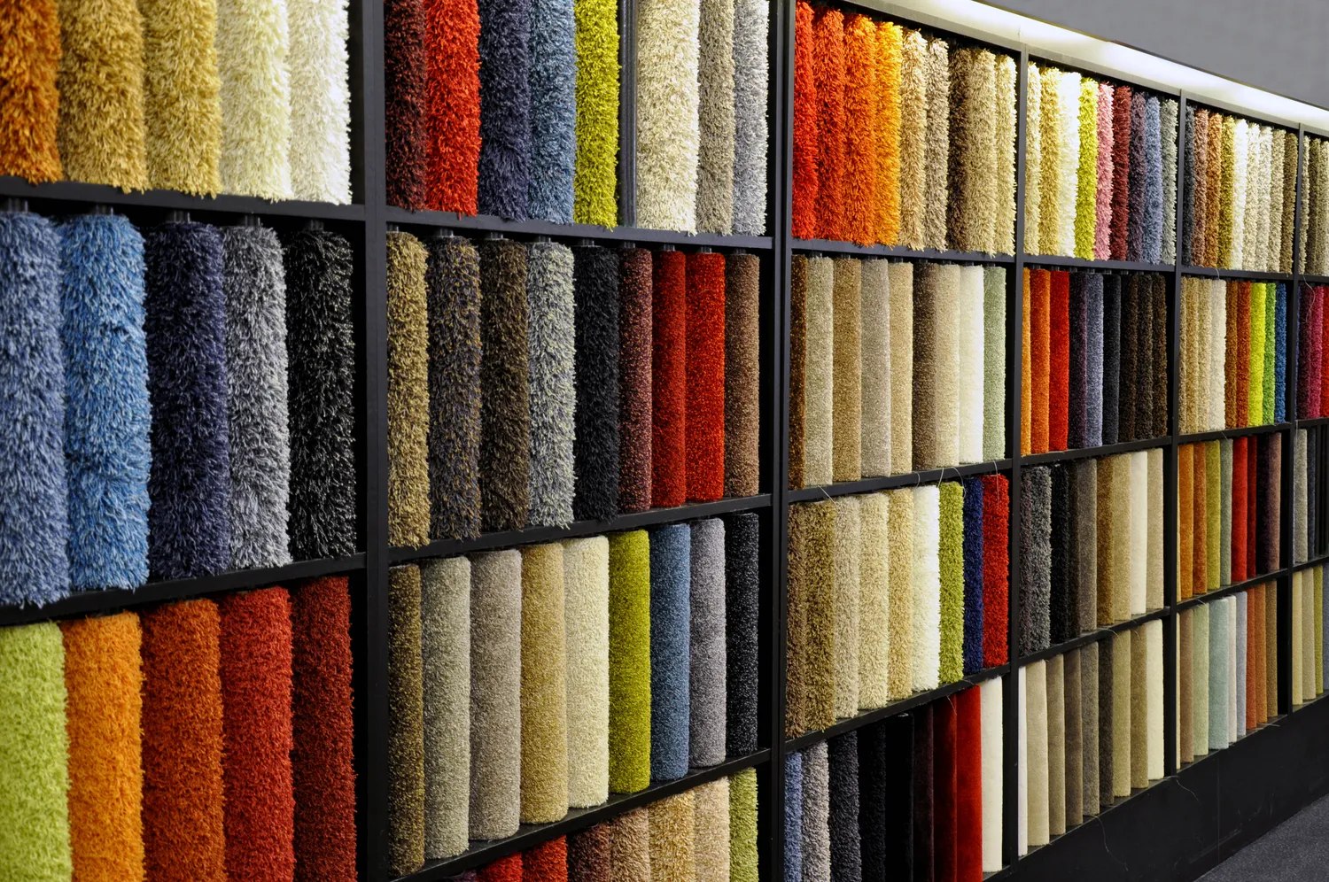 Jak kłaść wykładziny dywanowe?